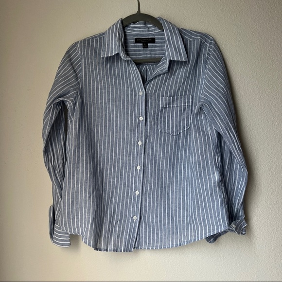 Banana Republic Tops Banana Republic Quinn Boy Fit Size Small Euc Blue Striped Poshmark